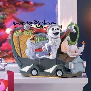 Scentsy Halloween Figurine with Black, White, and Green Accents